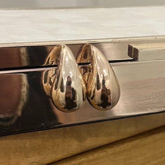 Gold Teardrop Earrings - Picture 3 of 4